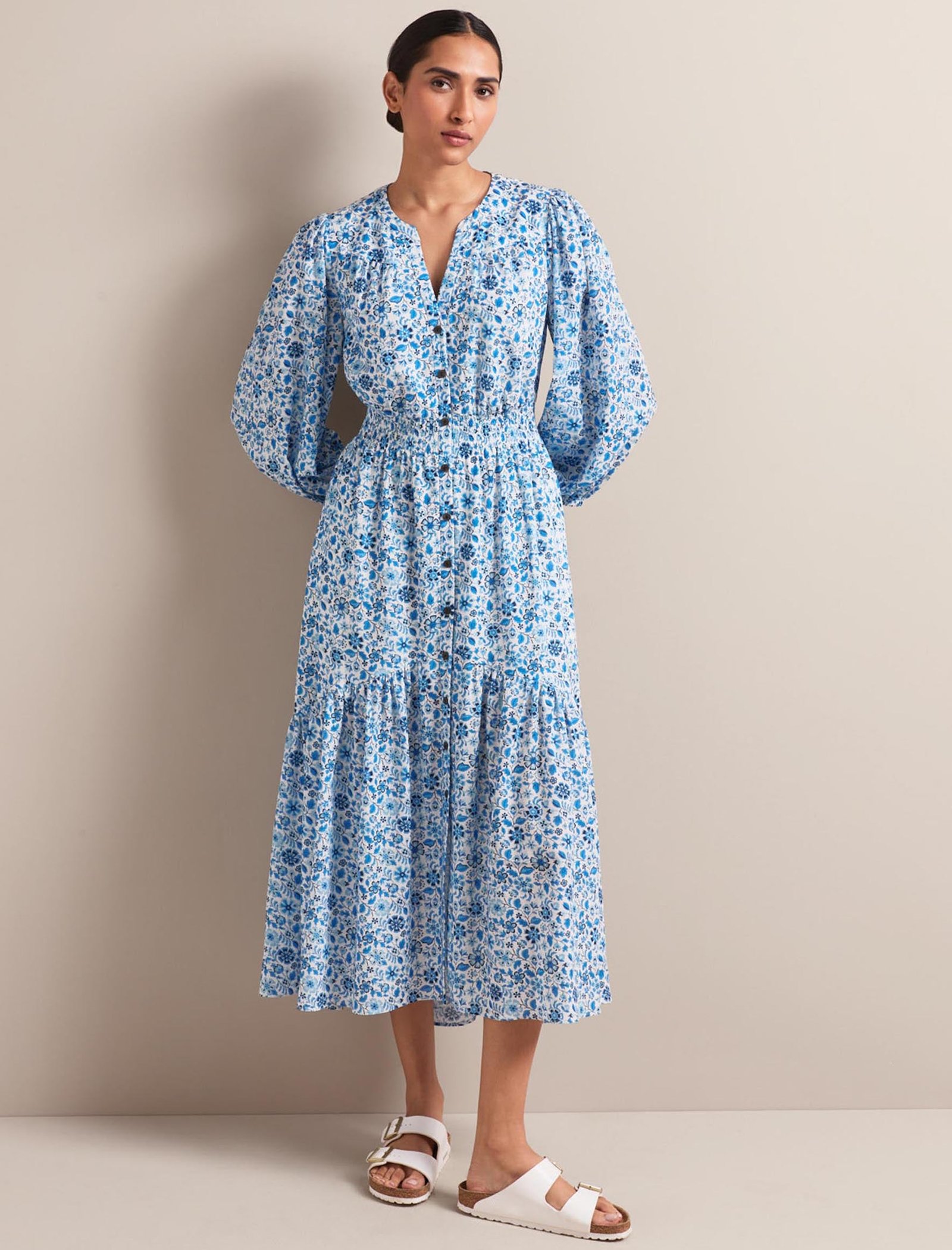Aspen Cotton Blend Maxi Dress - White Blue Ditsy Carnation Print - Image 6